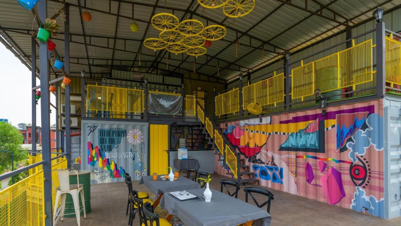 Boxtel Lonavala Лонавла Екстер'єр фото